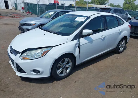 2014 Ford Focus Se z USA, uszkodzony, nr VIN 1FADP3F28EL404778